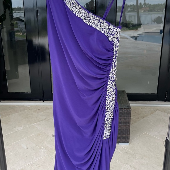 Purple dress - Picture 3 of 3